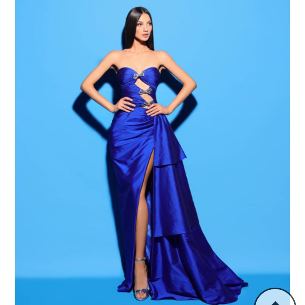 Tarik Ediz Style 53109: Taffeta Fitted Long Dress with Sweetheart Neckline